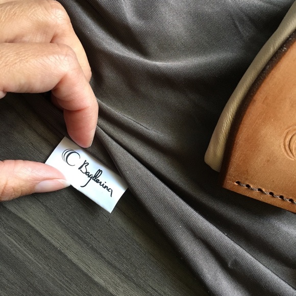 Shoes - Picture 4 of 10